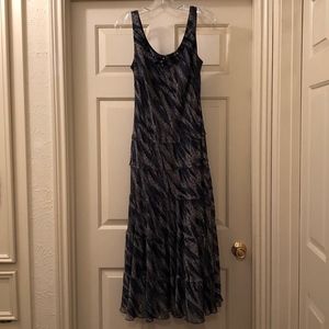 Jessica Howard Long Tiered Navy Print Dress. Sz 10